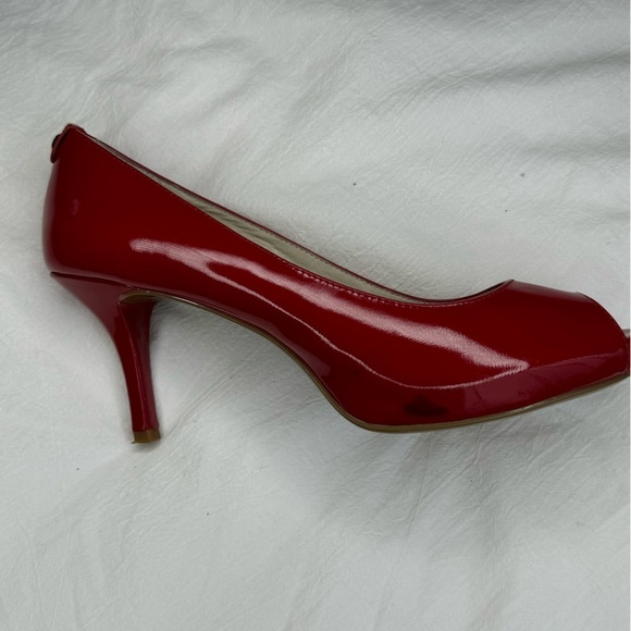 Michael Kors Red Patent Heels Hamilton Open Toe Platform Pumps Size 8M SEXY - Picture 2 of 13